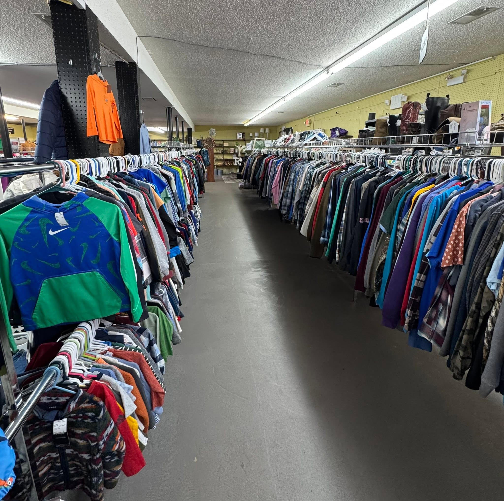 the clothes corner image 6